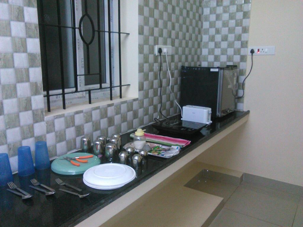 Jp Nivaas Guest House Majiladuthuráj Kültér fotó