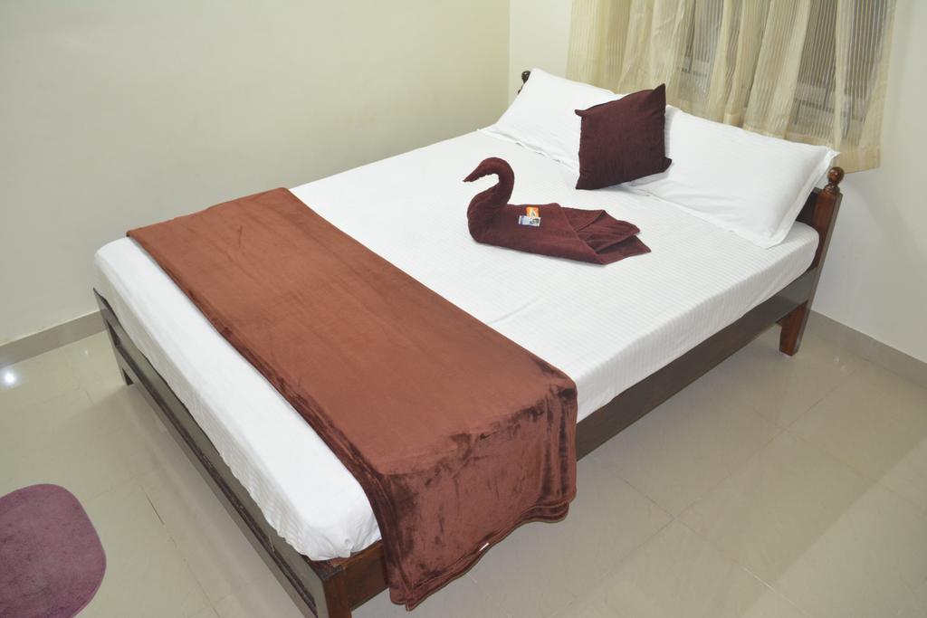 Jp Nivaas Guest House Majiladuthuráj Kültér fotó